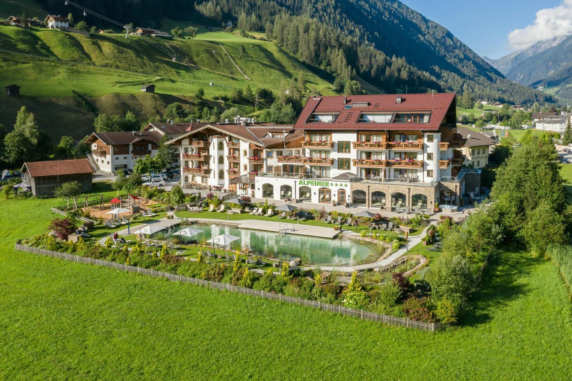 Alpeiner - Nature Resort Tirol Нойштифт-им-Штубайталь Экстерьер фото