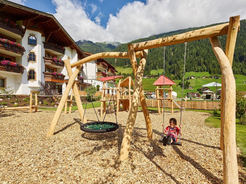 Alpeiner - Nature Resort Tirol Нойштифт-им-Штубайталь Экстерьер фото