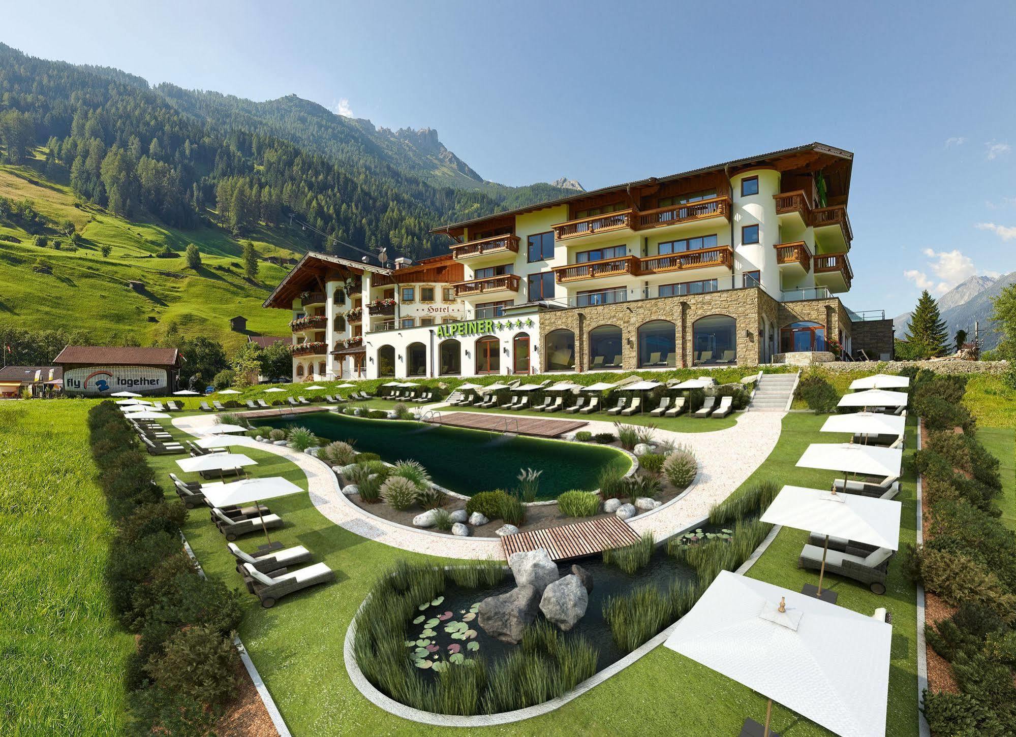 Alpeiner - Nature Resort Tirol Нойштифт-им-Штубайталь Экстерьер фото